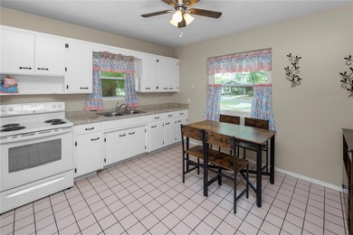 Under contract-accepting backup offers. Charming and move in - photo 10
