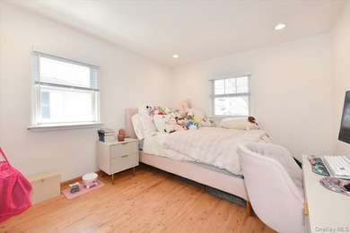 Comfort, Quality, And Style Abound In This Move-In ready - photo 21