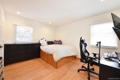 Comfort, Quality, And Style Abound In This Move-In ready - photo 22