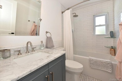 Comfort, Quality, And Style Abound In This Move-In ready - photo 24