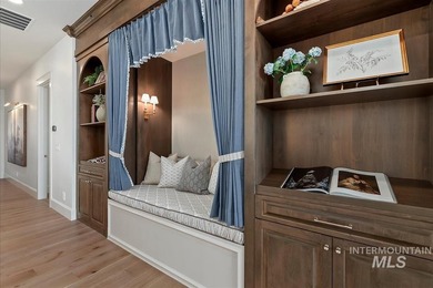 A truly one-of-a-kind home - the rare opportunity everyone waits - photo 27