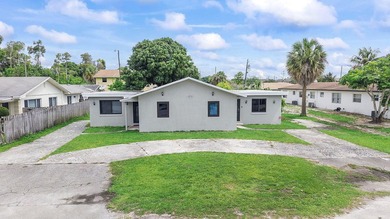 This income-producing duplex presents a fantastic opportunity - photo 28