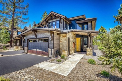 Experience effortless mountain living in this modern mountain - photo 1