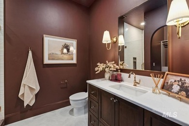 A truly one-of-a-kind home - the rare opportunity everyone waits - photo 33