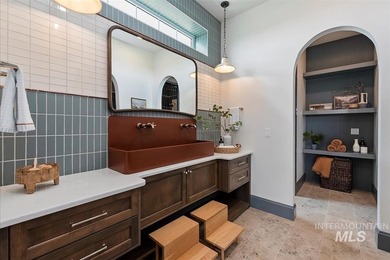 A truly one-of-a-kind home - the rare opportunity everyone waits - photo 39
