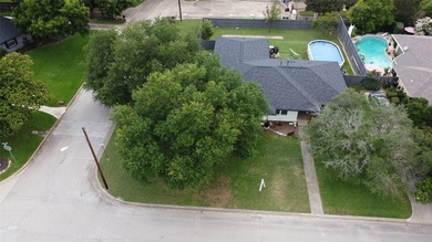 Tosch Lake Home Sale Pending in Mesquite Texas