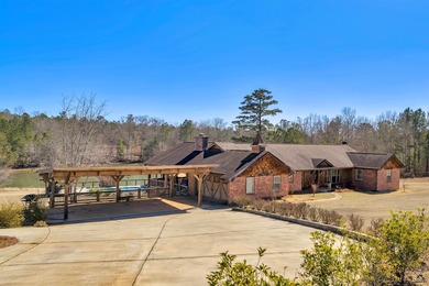 (private lake, pond, coastal) Home For Sale in Irwinton Georgia