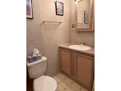 Charming Seasonal Retreat in Meadowledge Resort - Wells, Maine - photo 8