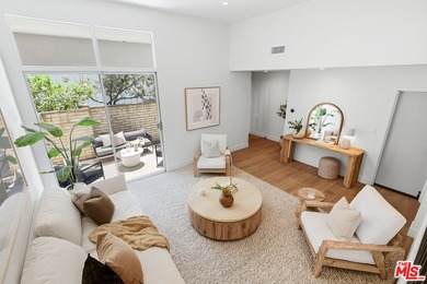 Extensively renovated and just completed 3 bedroom, 2.5 bathroom - photo 11