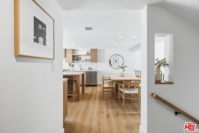 Extensively renovated and just completed 3 bedroom, 2.5 bathroom - photo 12