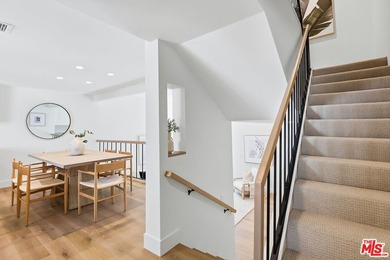 Extensively renovated and just completed 3 bedroom, 2.5 bathroom - photo 13