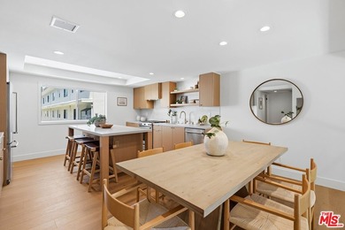 Extensively renovated and just completed 3 bedroom, 2.5 bathroom - photo 15