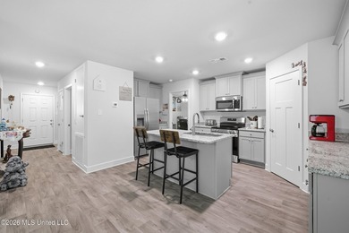 SELLER IS OFFERING UP TO $10,000 IN BUYER CONCESSIONS WITH AN - photo 15