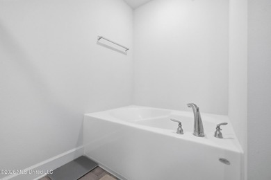 SELLER IS OFFERING UP TO $10,000 IN BUYER CONCESSIONS WITH AN - photo 22