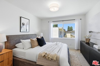 Extensively renovated and just completed 3 bedroom, 2.5 bathroom - photo 34