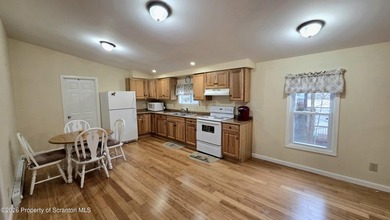 Welcome to this beautifully maintained home in the desirable - photo 6