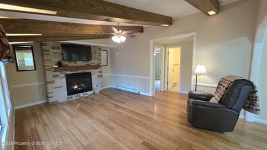 Welcome to this beautifully maintained home in the desirable - photo 10