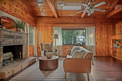 Tucked just two blocks from the heart of Crestline Village and - photo 10