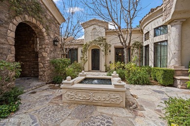 Nestled in the coveted heart of Paradise Valley, this - photo 2