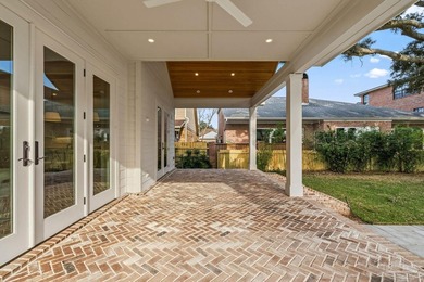Located on Pensacola Bay, this fabulous residence features three - photo 59