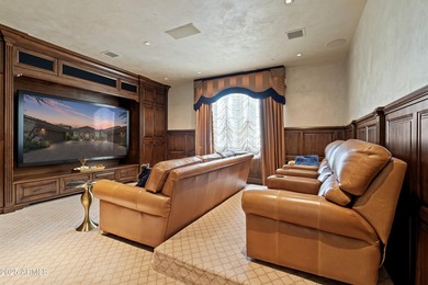 Nestled in the coveted heart of Paradise Valley, this - photo 10