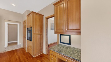 Exceptional 2-story home in desirable Scenic Oaks SW with - photo 13