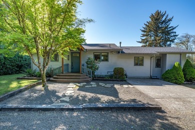 Looking for a home on the lake you can use for the whole family? - photo 4
