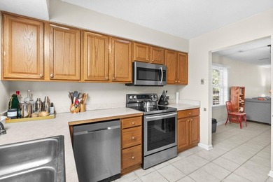 Incredible opportunity to purchase this 3 bedroom, 2.5 bath End - photo 18