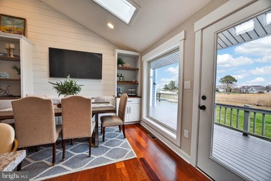 Welcome to the pinnacle of waterfront living in Cove Creek - photo 18