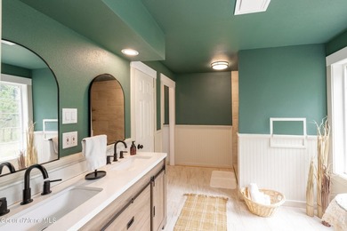 Situated on over 10 beautiful acres less than five minutes from - photo 22