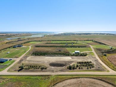 Get O U T T A town -- literally! This 1.5-acre build ready lot - photo 2