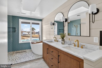 Welcome to the pinnacle of waterfront living in Cove Creek - photo 26