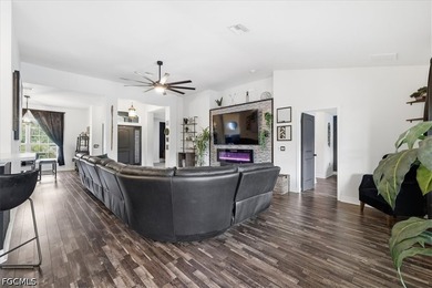Welcome to 4122 NE 20th Court in beautiful Cape Coral, Florida! - photo 29
