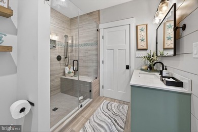 Welcome to the pinnacle of waterfront living in Cove Creek - photo 37