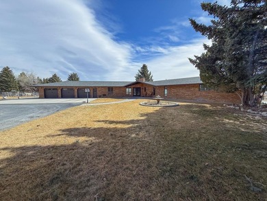 (private lake, pond, creek) Home For Sale in Riverton Wyoming