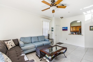 Beautifully updated 3-bedroom, 2-bath condo with a one-car - photo 5