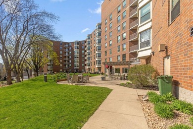 Welcome to Unit#508 at Kenwood Isles, a premier 55+ community! - photo 4