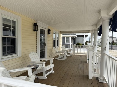 Welcome to 154 98th St. in Stone Harbor! This charming vintage - photo 3
