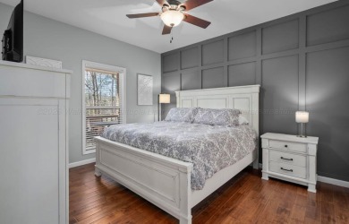 Charming and move-in ready, this well maintained 3 bedroom, 2 - photo 9