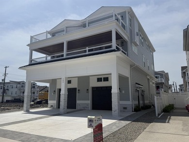 **READY FOR YOU TO MOVE IN*** New Construction Coastal - photo 3
