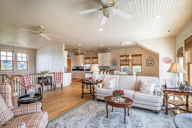 Must-See Harbor Island Gem! Welcome to your dream coastal - photo 19
