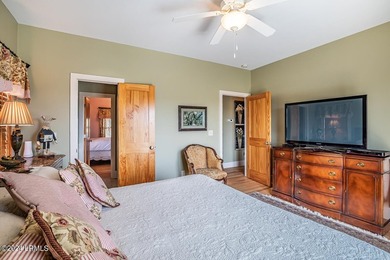 Must-See Harbor Island Gem! Welcome to your dream coastal - photo 27