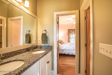 Must-See Harbor Island Gem! Welcome to your dream coastal - photo 28