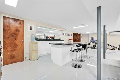 Magnificent sprawling ranch located in the prestigious - photo 29
