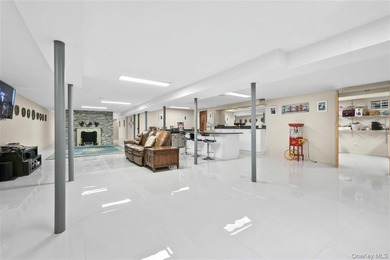 Magnificent sprawling ranch located in the prestigious - photo 30