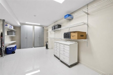Magnificent sprawling ranch located in the prestigious - photo 32
