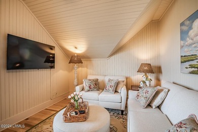Must-See Harbor Island Gem! Welcome to your dream coastal - photo 40