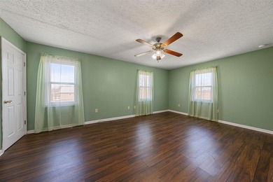 Investors, flippers, rental buyers, and handy owner-occupants: - photo 7