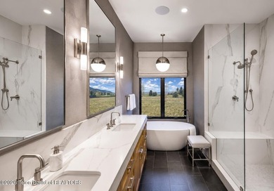 A resort-caliber retreat located on a 3/4 acre golf estate site - photo 10