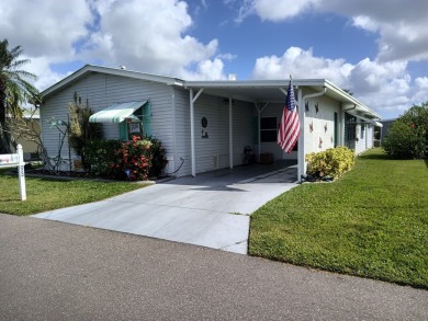 Lake Home For Sale in Okeechobee, Florida